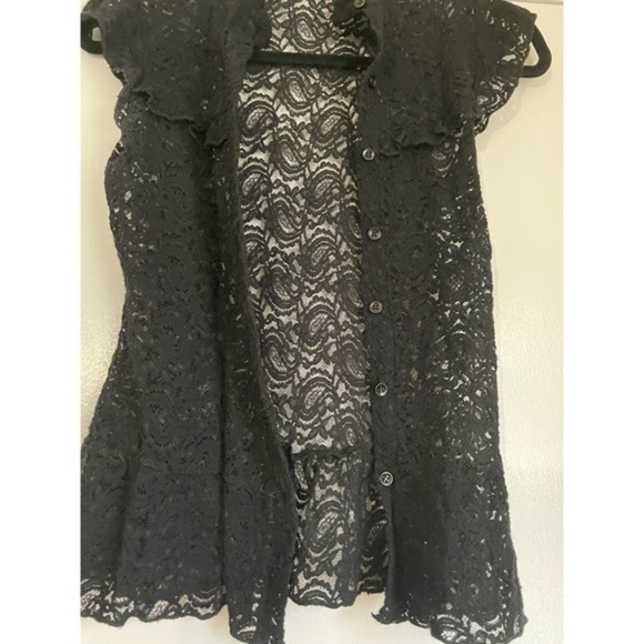 Mandee Lace short sleeve button down Cardigan size Small - Picture 5 of 7